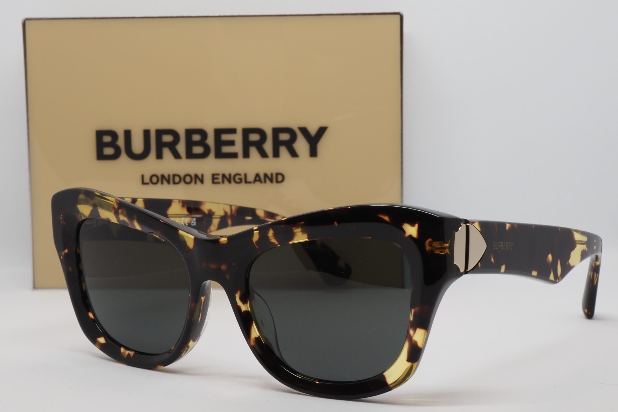 BURBERRY】バーバリーサングラス入荷しました【安心堂富士店】 - 富士