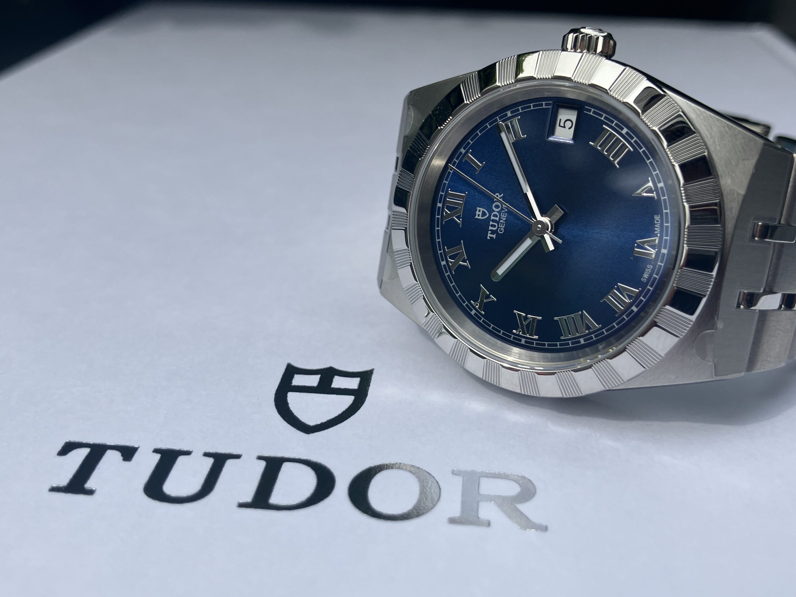 TUDOR】チューダー ブルー×ローマ数字の相性抜群 TUDOR Royal 28400