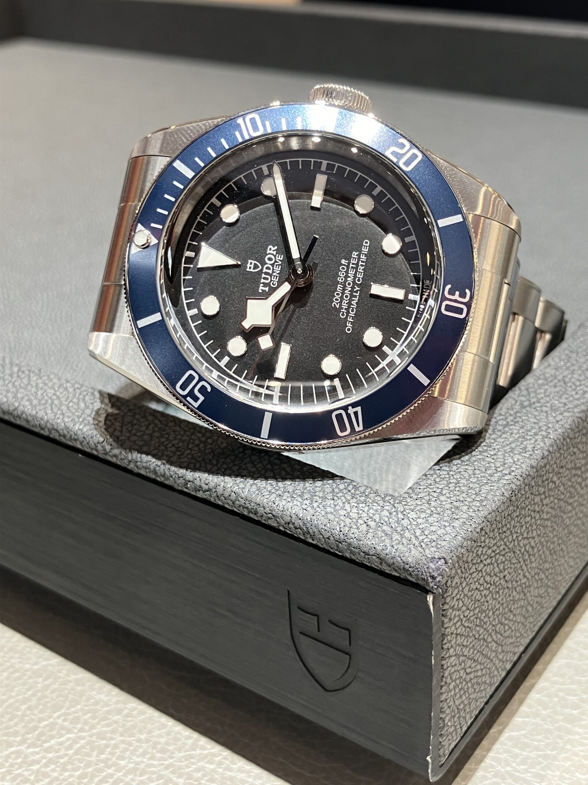TUDOR】チューダー BLUE×BLACK 79230B-0008 - 浜松店 Blog