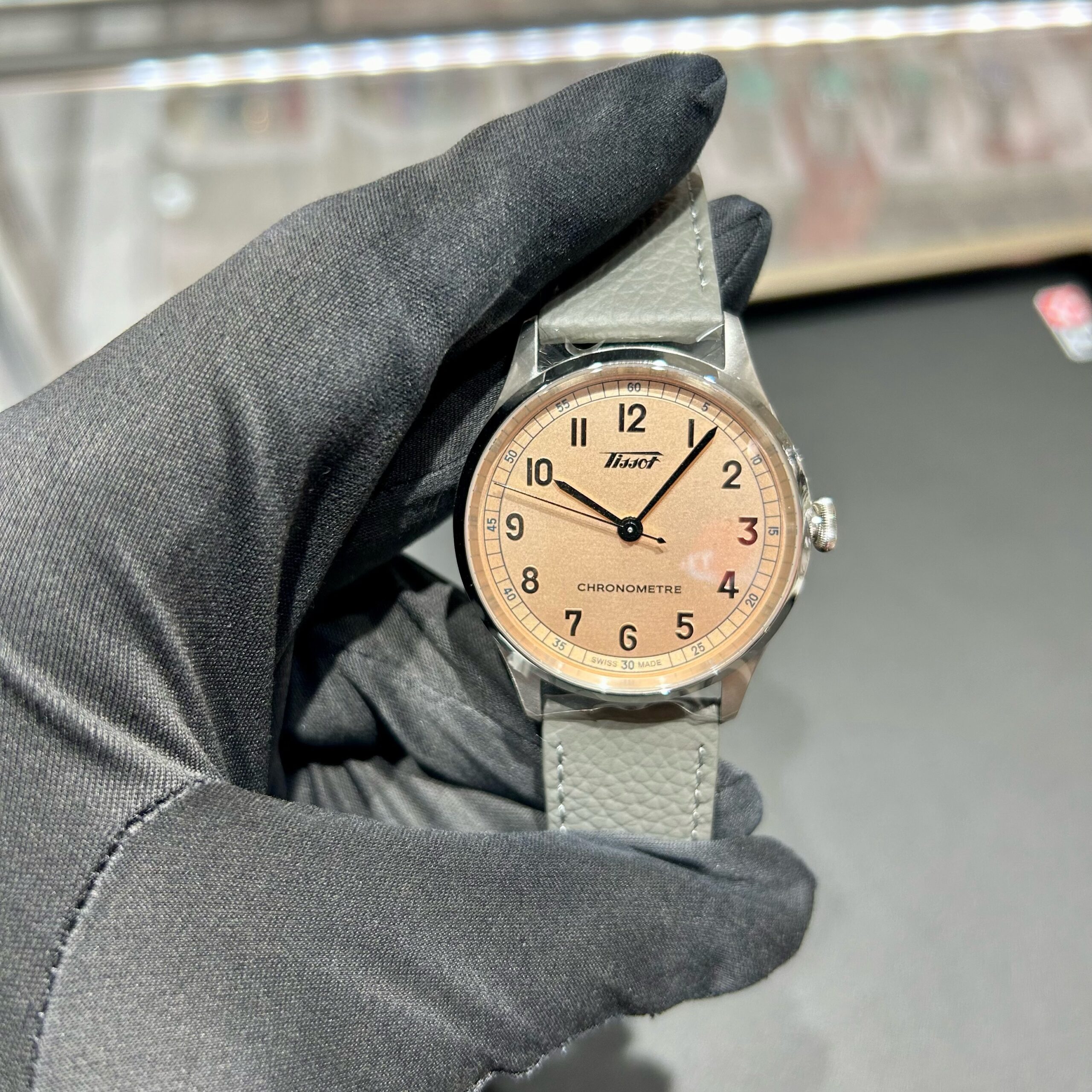 TISSOT】COSC認定モデル！【ティソ】T142.464.16.332.00 - ウォッチ