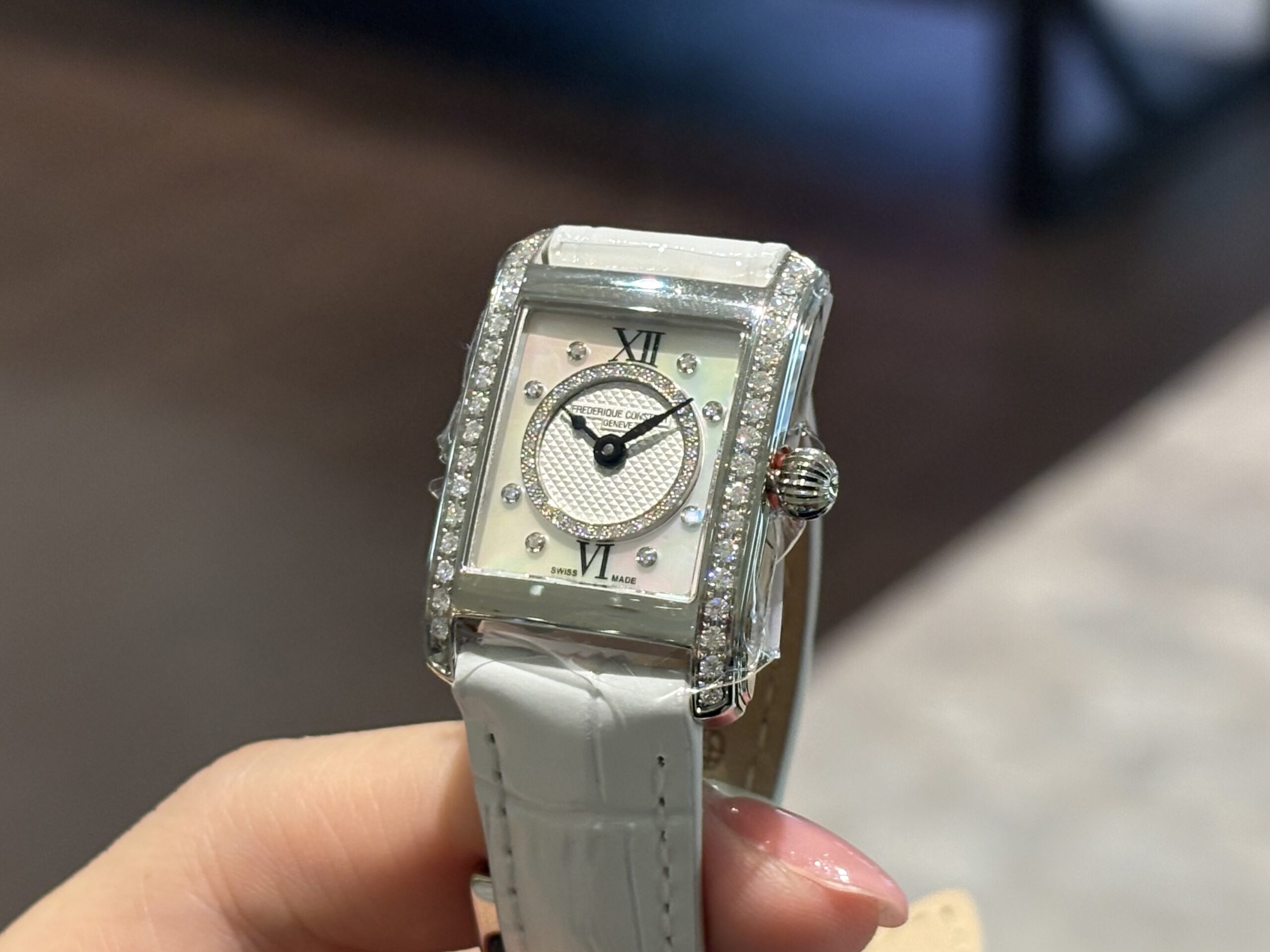 FREDERIQUE CONSTANT】数量限定、日本限定のゴージャスモデル