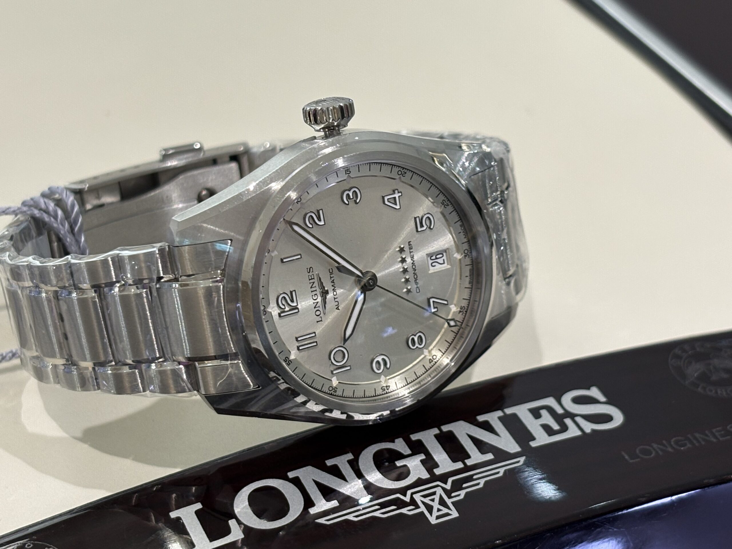 LONGINES】レトロなシャンパンカラー🥂【ロンジン】L34104636