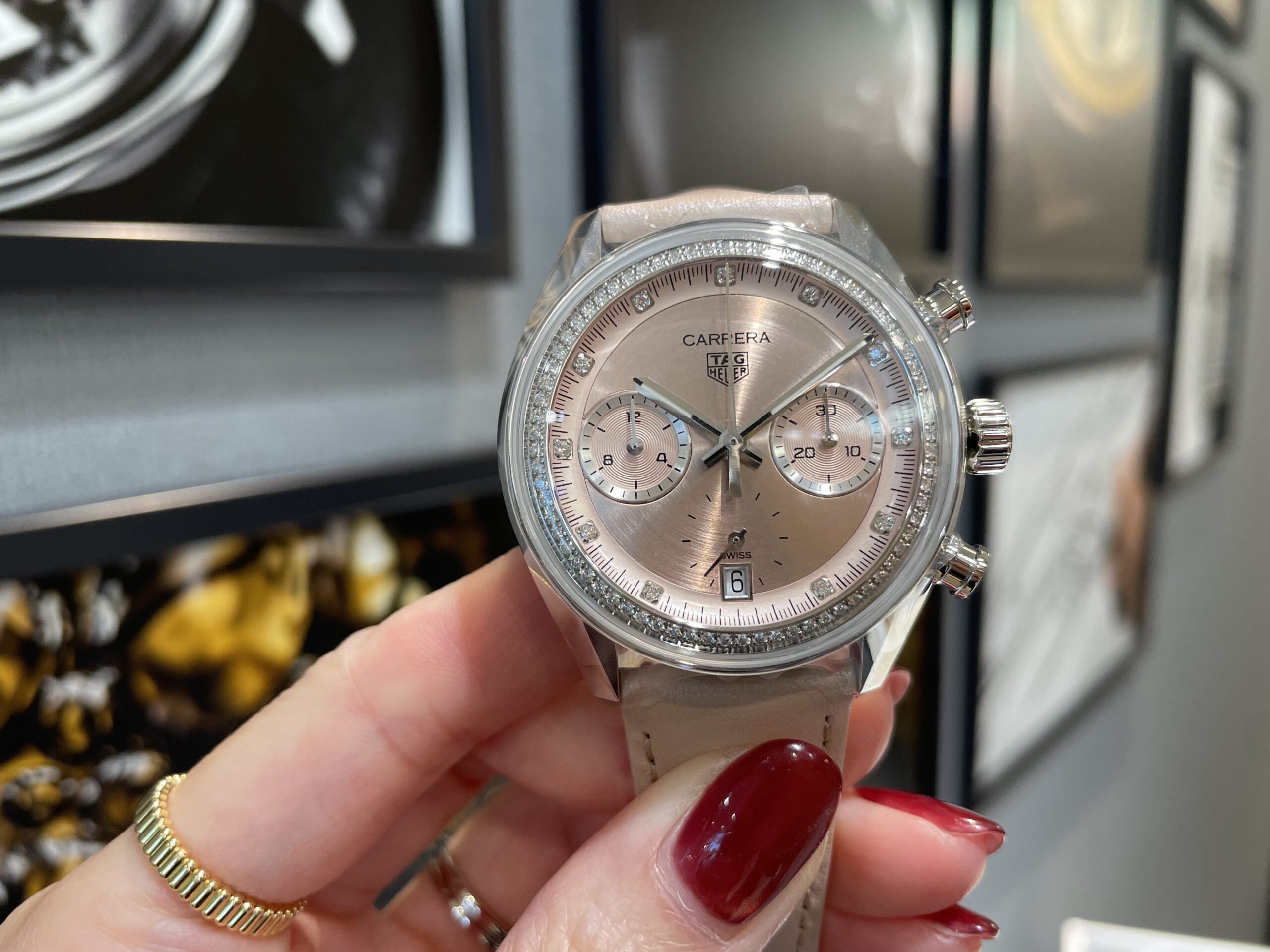 TAGHeuer】淡いピンクのキラキラ🩷【タグ・ホイヤー】CBS2215.FC6568