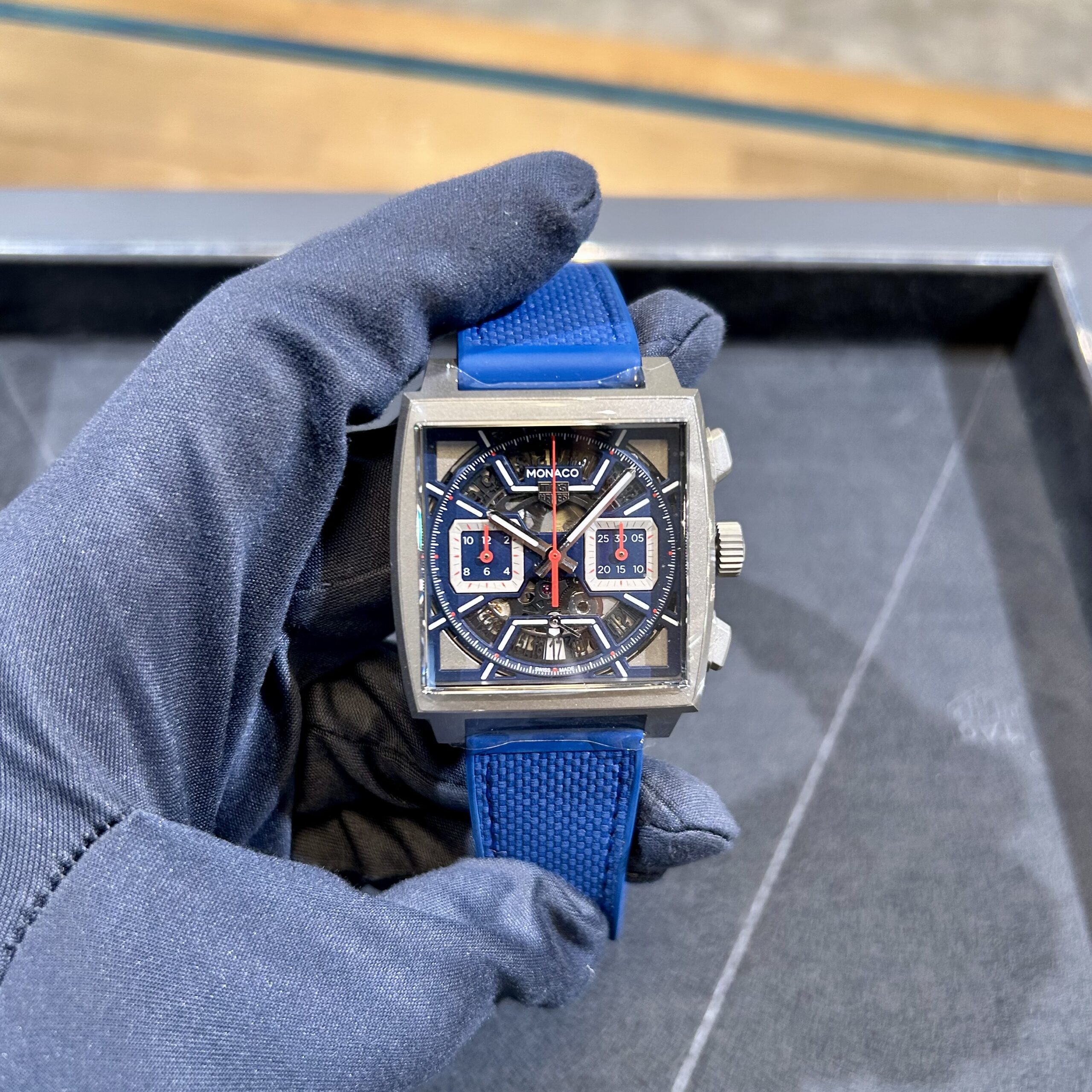 TAG Heuer】現代に息づくレーシングスピリット【タグホイヤー】CBL2182