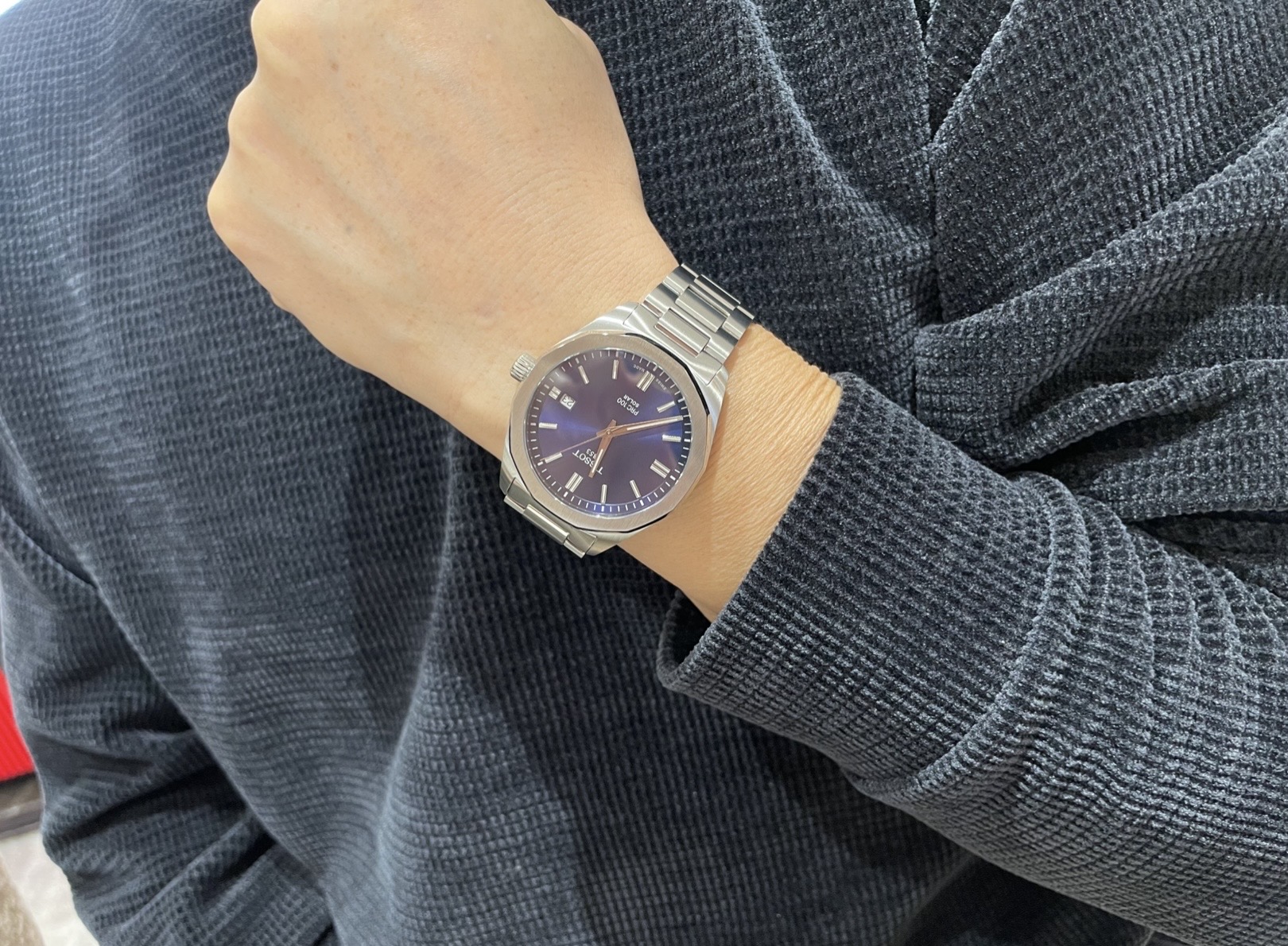 じ*ん様 TISSOT クォーツ 腕時計 10金ジュエリーウォッチ完全無操作外装 TISSOT】ご購入ありがとうございます！【ティソ】T151.422.11.041.00