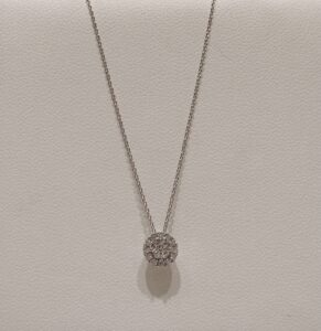 フォーエバーマーク
Forevermark
センターオブマイユニバース
ペンダント
ダイヤモンド