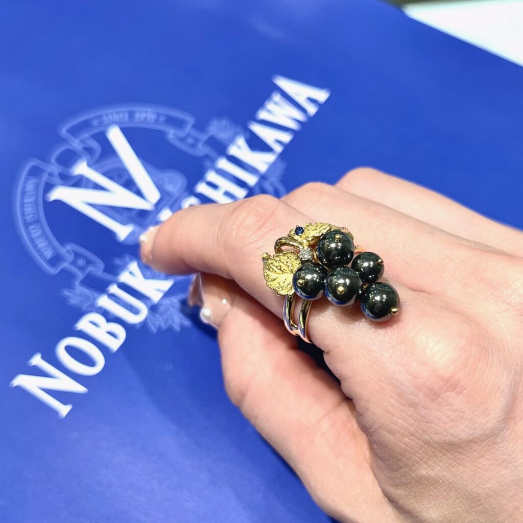 リング
のぶこいしかわ
NOBUKOISHIKAWA
jewelry
ジュエリー
宝石
金
のぶこいしかわジュエリー
のぶこいしかわりんぐ
のぶこいしかわいやりんぐ

ピアス
指輪