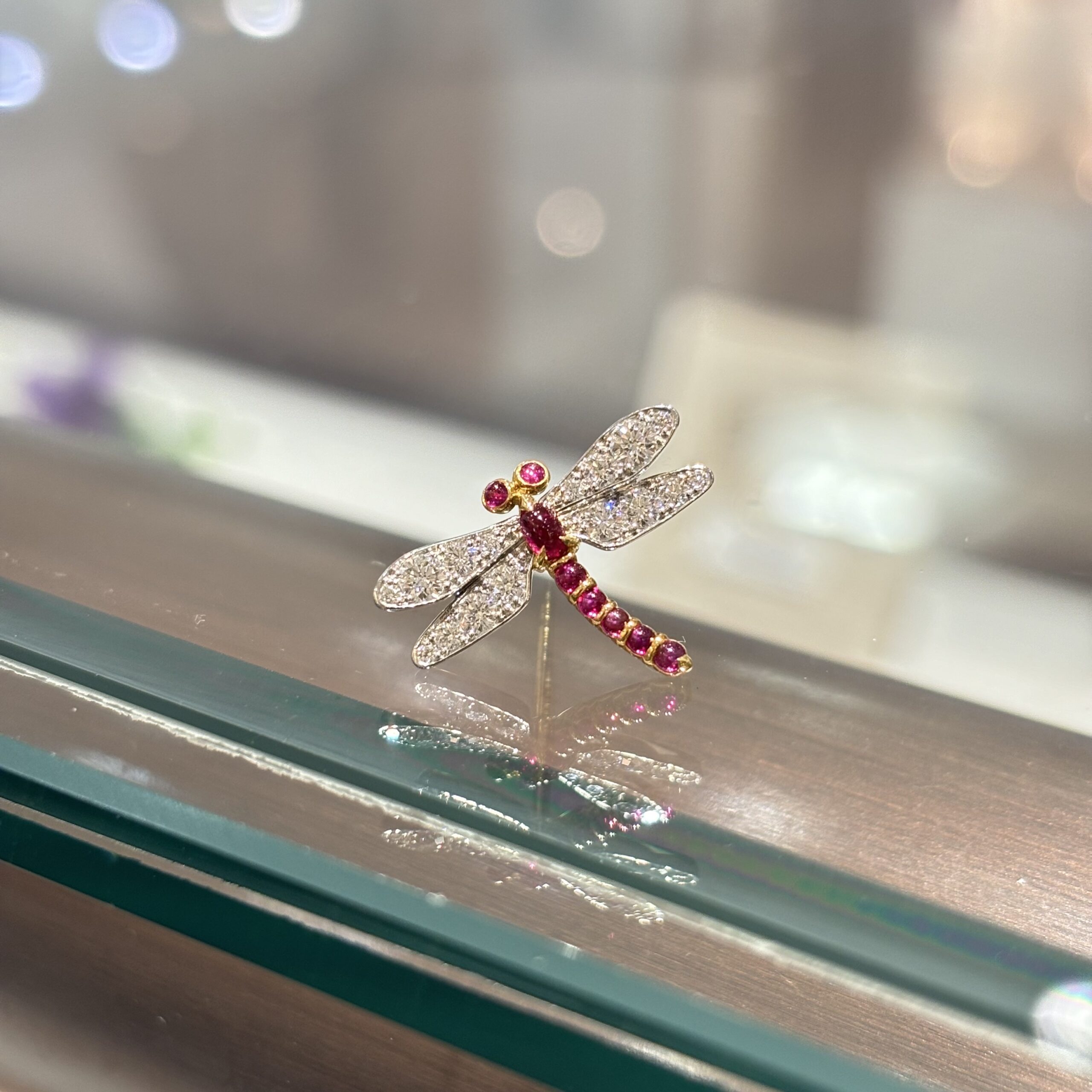 ノンセリュクイック　ジュエリーボール　エルセーヌ 2026年 スタイルを更新する「ボールドジュエリー」 | JEWELRY JOURNAL