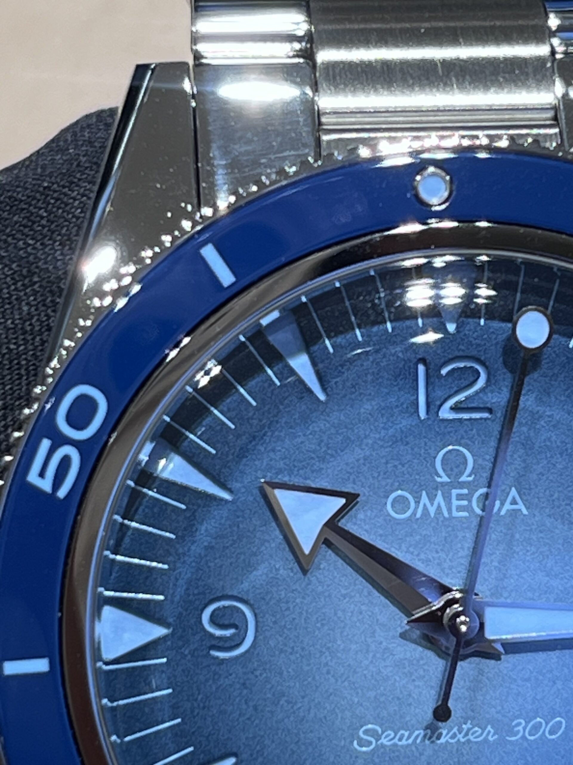 s*h様 OMEGA オメガ 手巻き時計 青色オパール調 銀ケース OMEGA】オメガフェア開催中です！【安心堂静岡本店south】 - 静岡本店 Blog