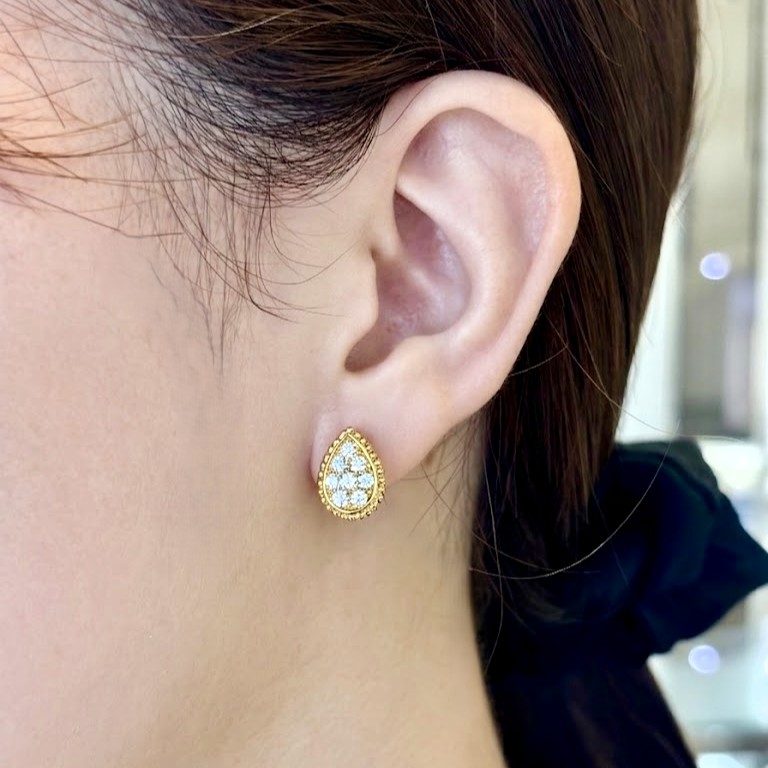 BOUCHERON　ダイヤモンドピアス　セルパンボエム　着用画像　JCO0096